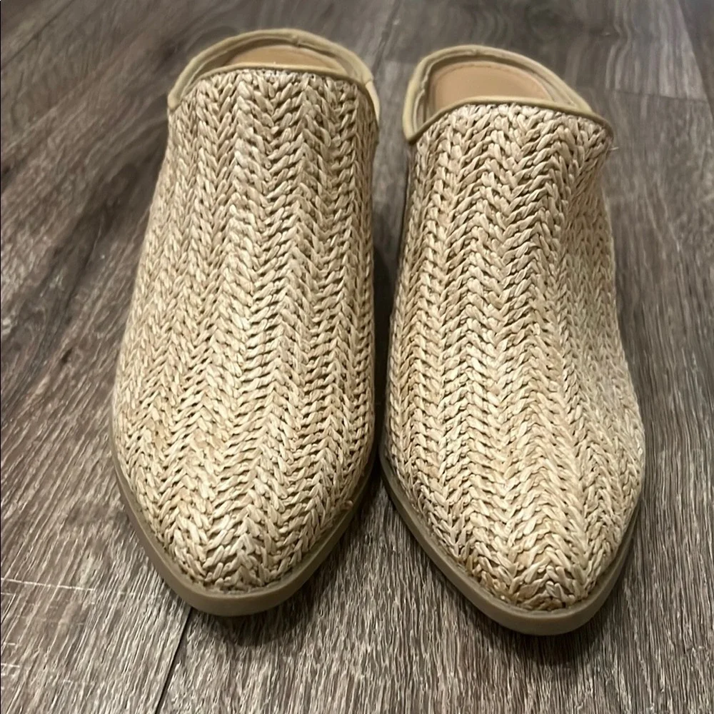 LC Lauren Conrad Tan Woven Mules - Picture 2 of 4